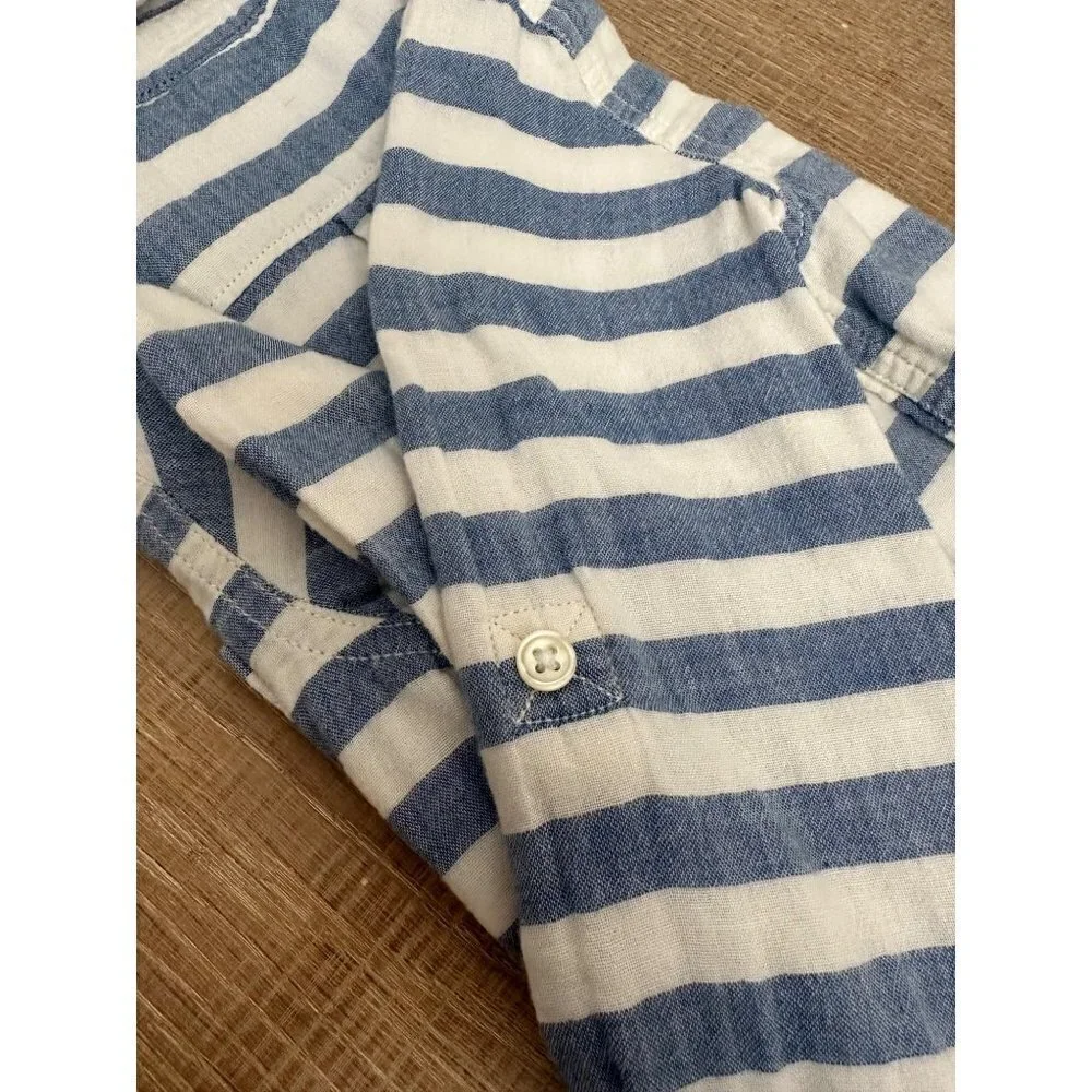 GAP semi white casual